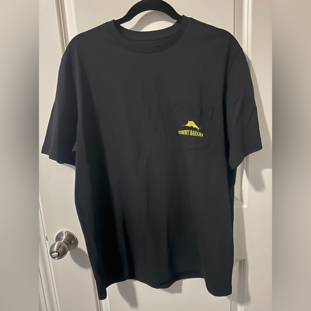 NWT Tommy Bahama Black Tee With Pocket Size Medium Pickleball